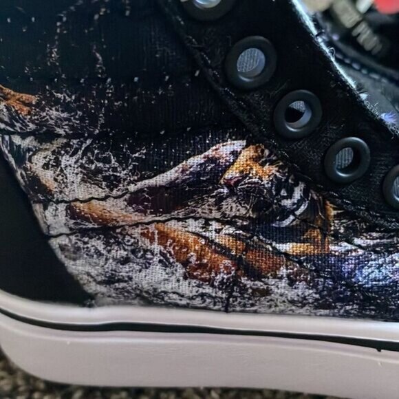 NWT Boys High Top Vans Discovery ProjectCat Tigers - Picture 3 of 8